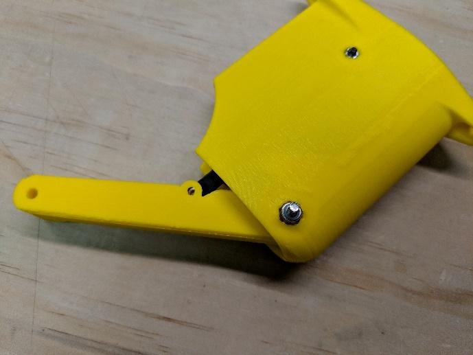 Strut secured with an M3 bolt and lock nut