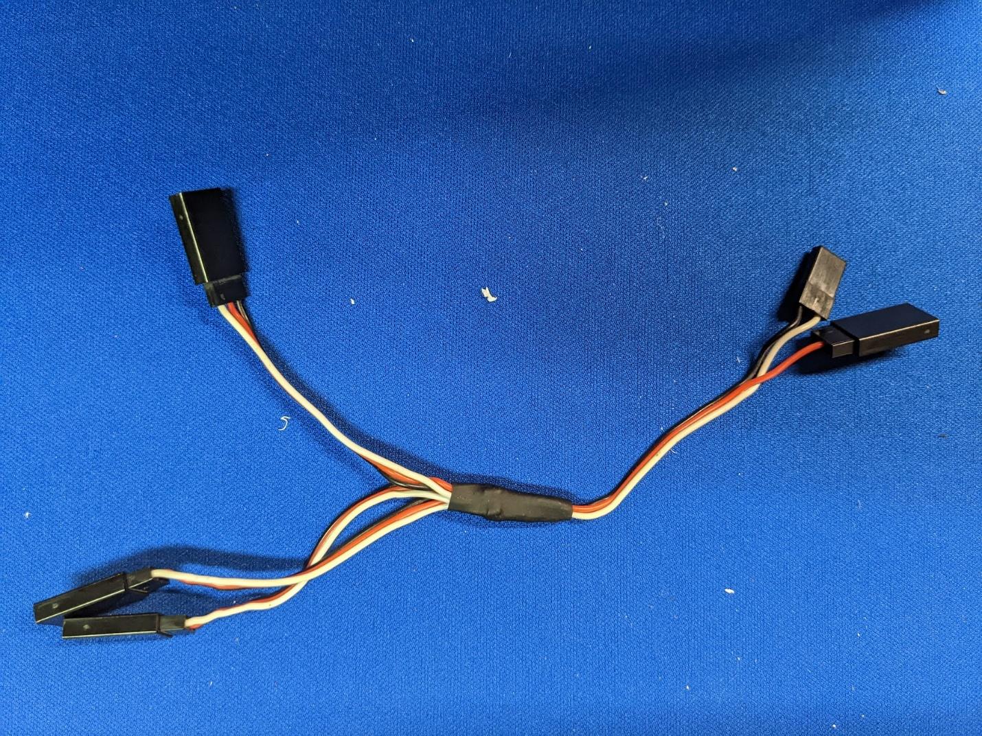 Retract 5V Y-harness