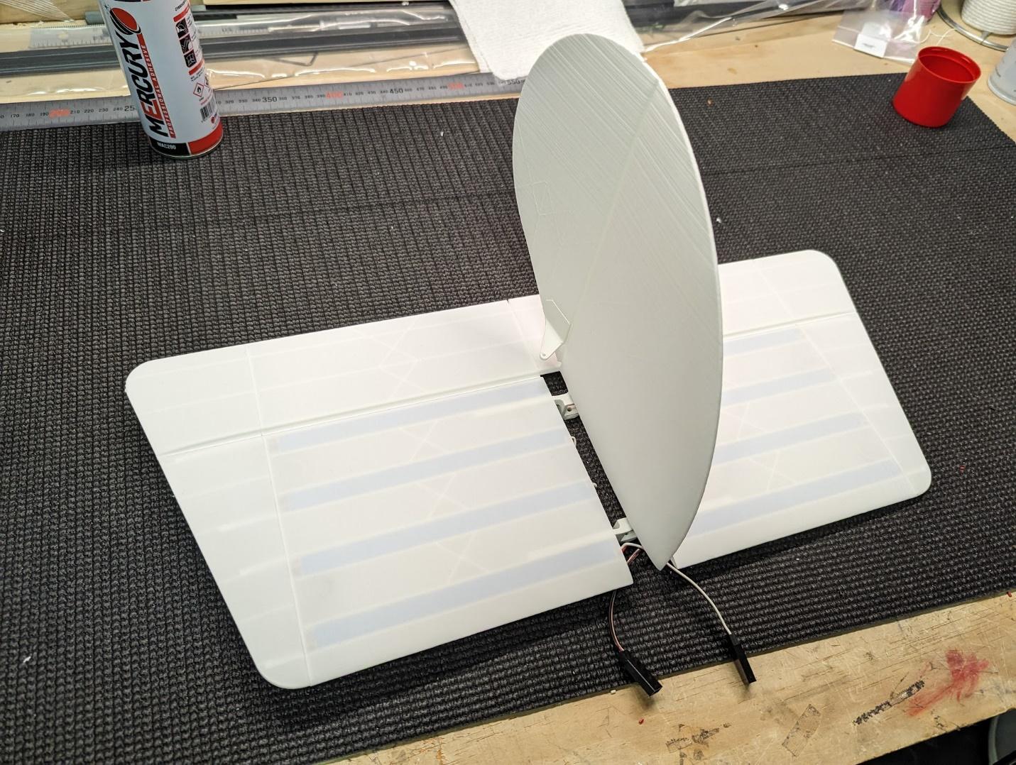 Vertical tail glued onto the tail mount posts