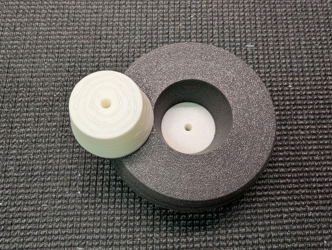 Main wheel hub halves