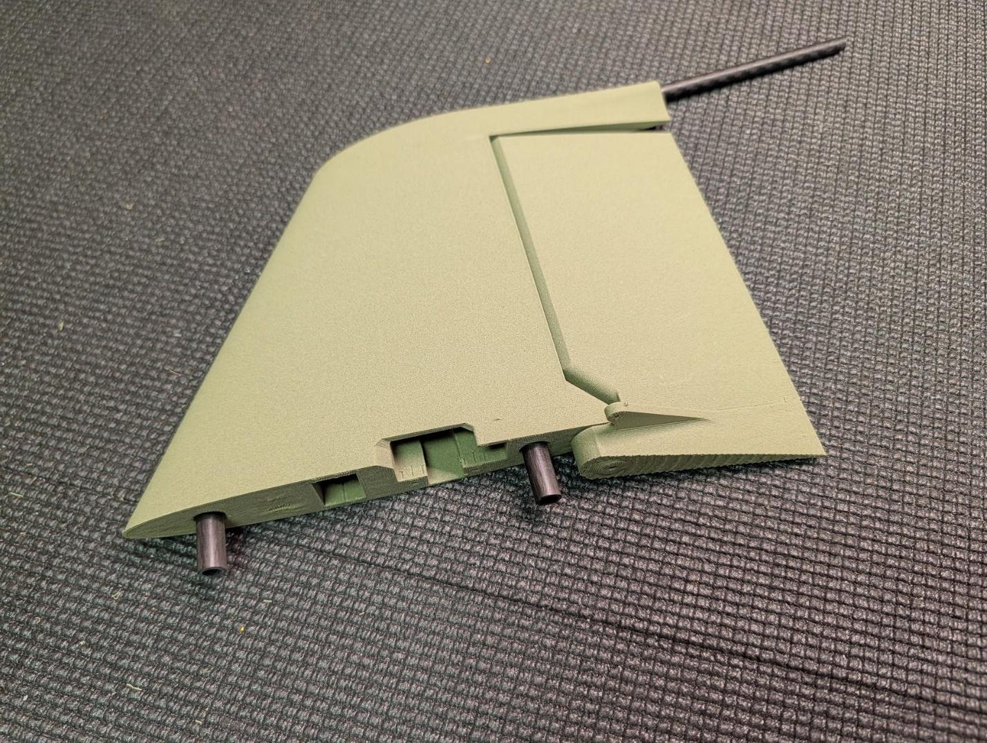 Rudder installed with hinge rod