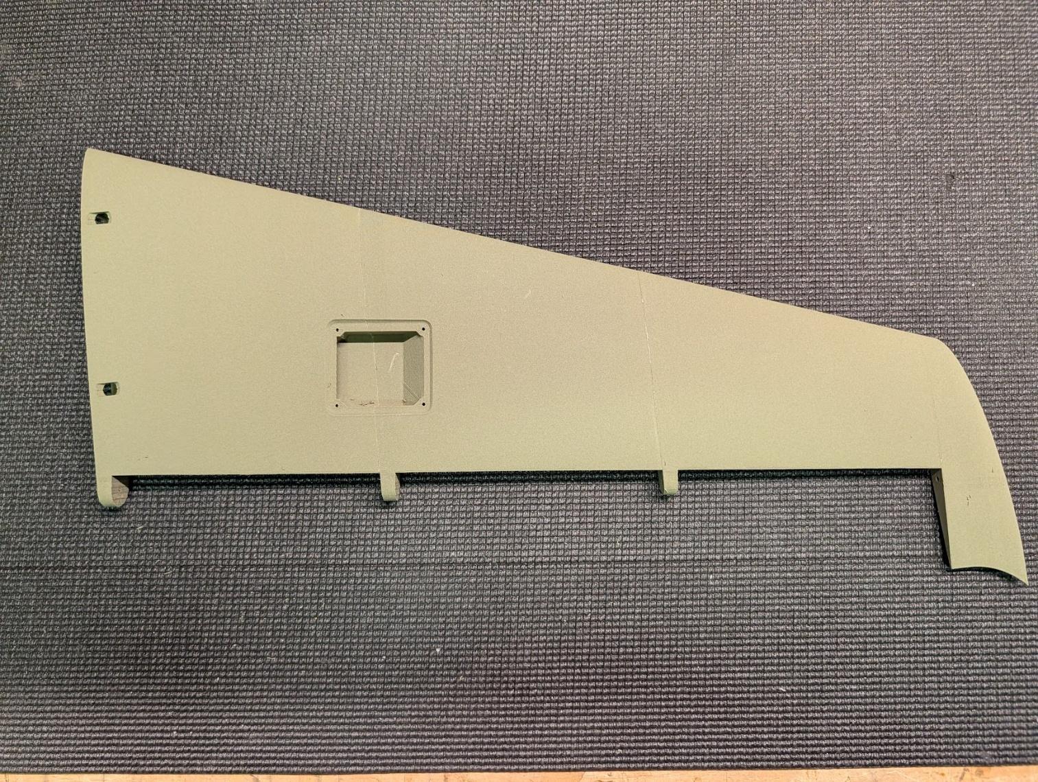 Tail surface aligned with guide pins