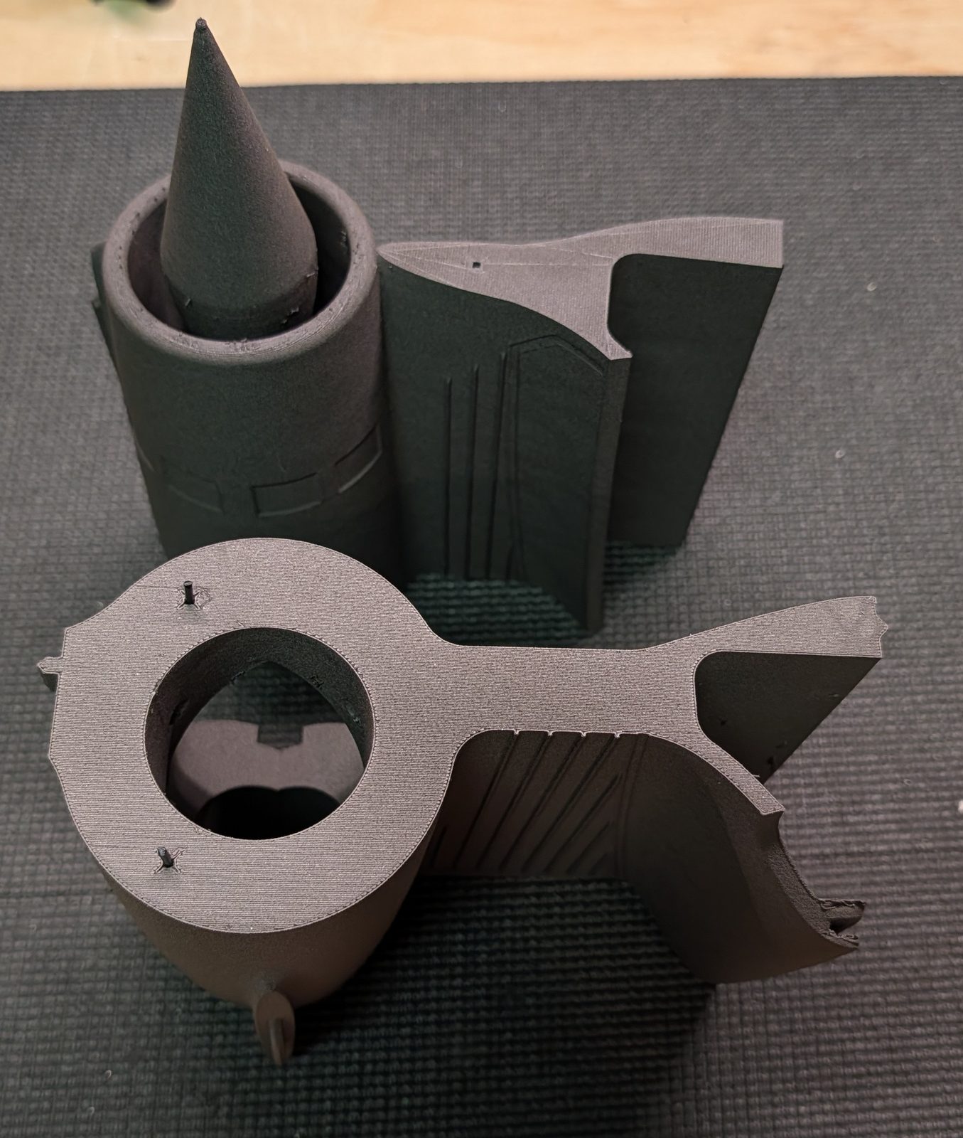 Fuselage sections 3L and 4L before joining