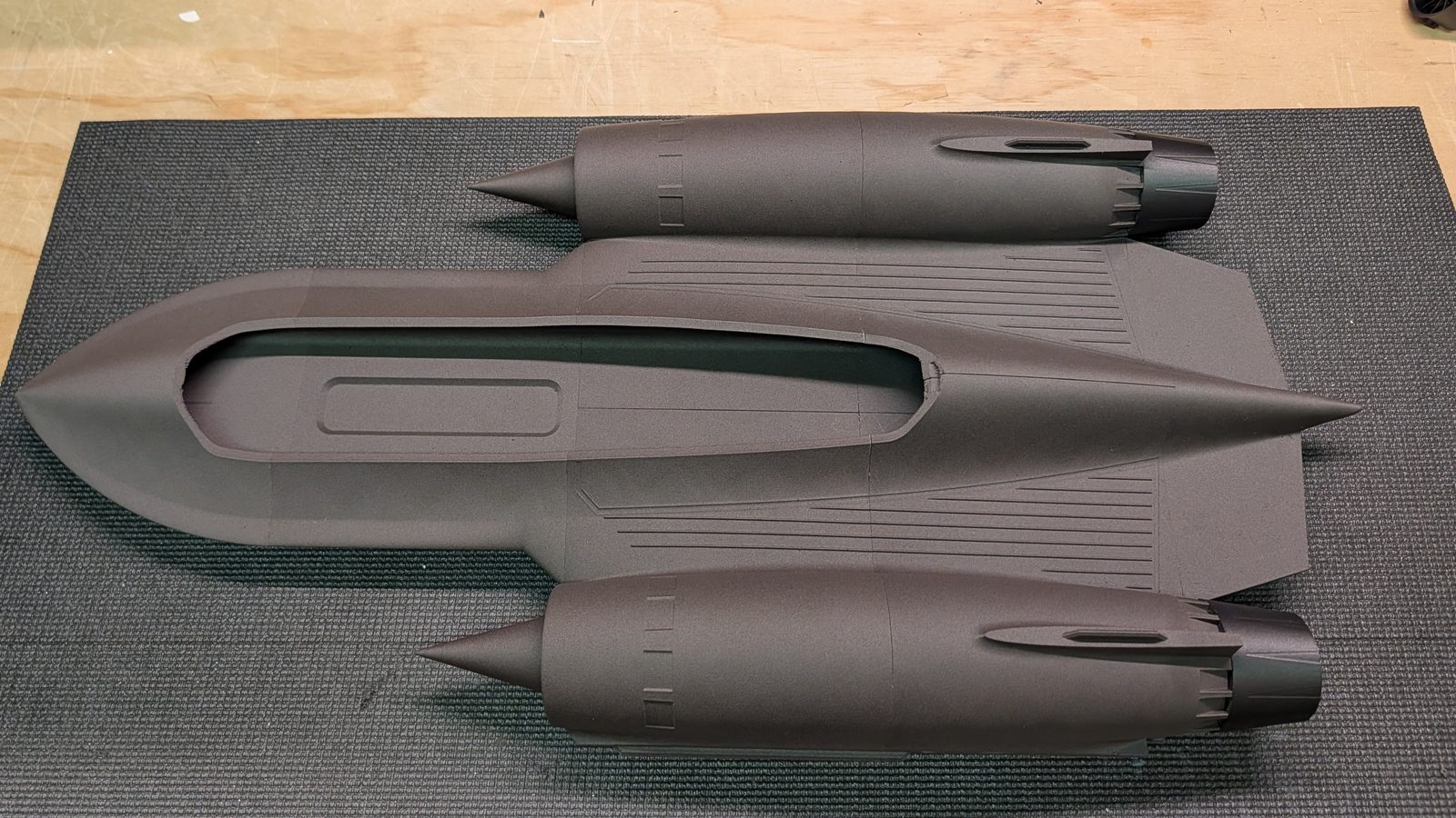 Nozzles installed on both nacelle tails
