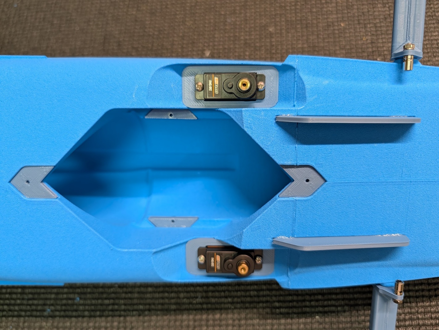 Servos installed