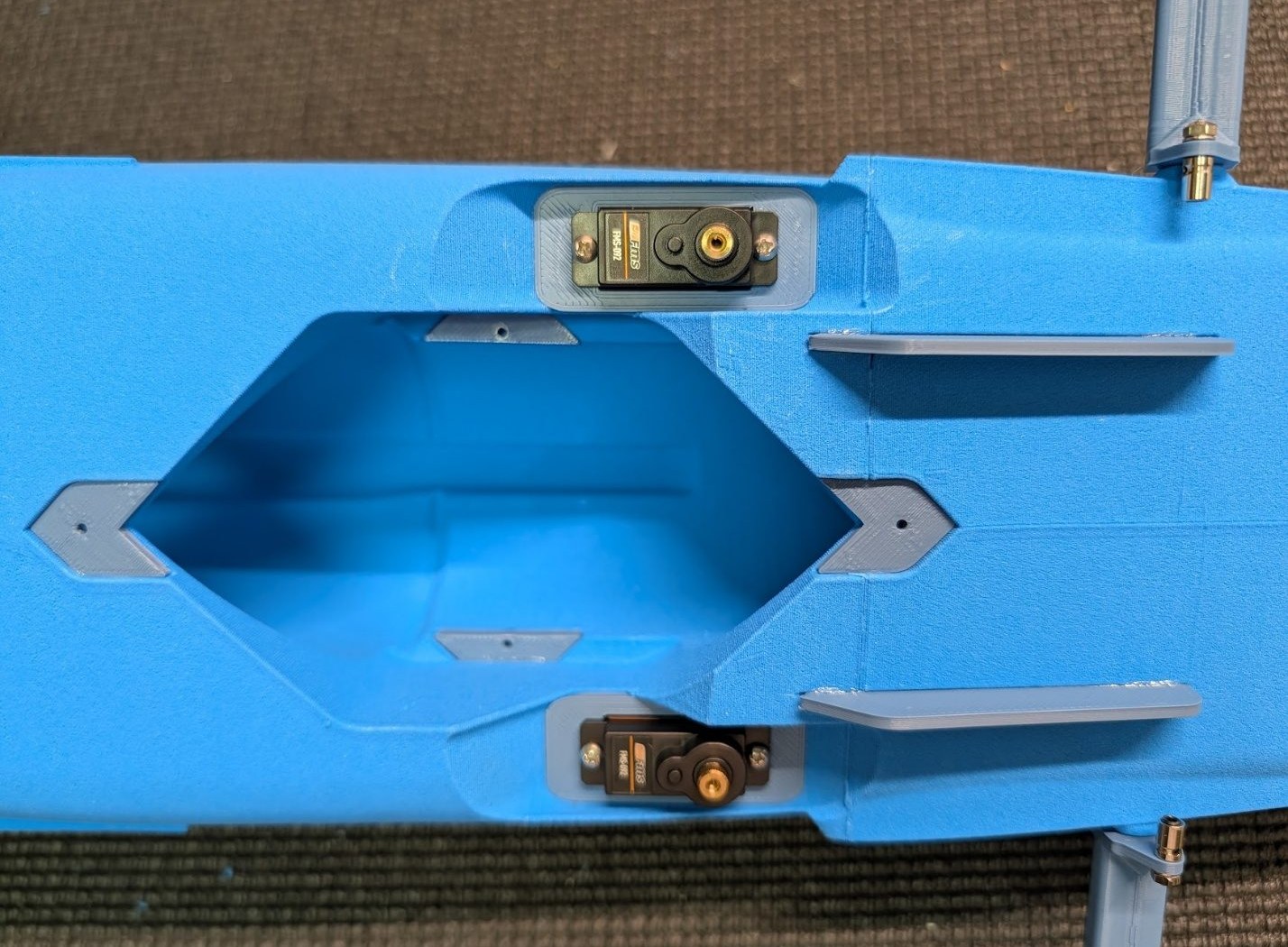 Servos installed