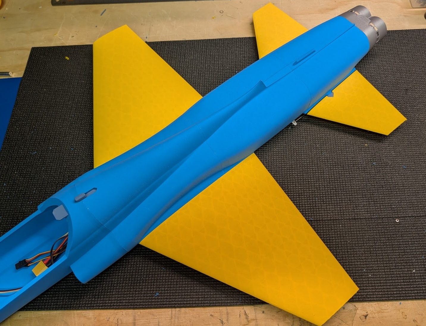 Wings glued to the fuselage