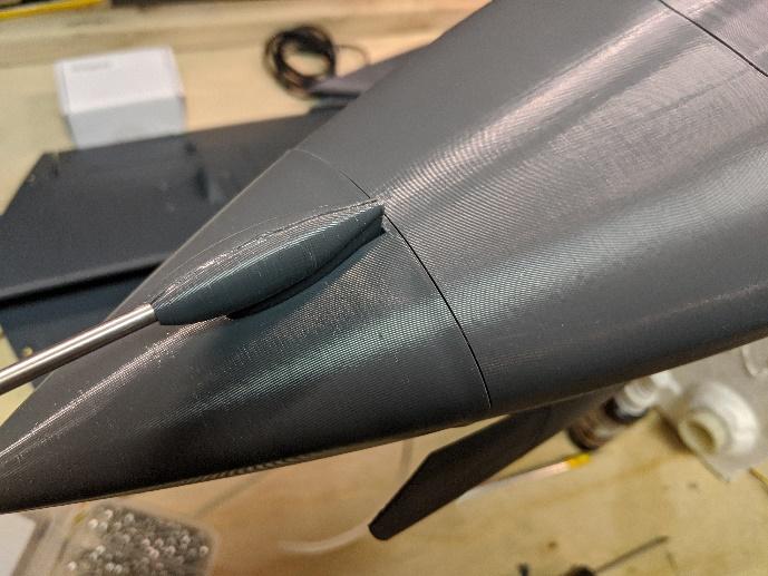 Fuselage 1 slid onto the screws